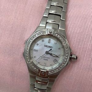 Seiko Diamond Mother of Pearl Dial SXDA37 Stainless Steel Bracelet Women's Watch